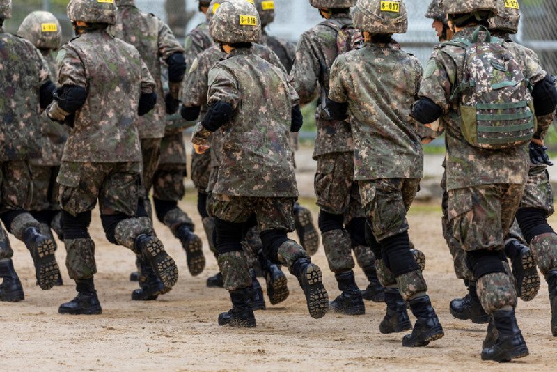 한국 최대 규모 러닝 크루의 집단 달리기 현장