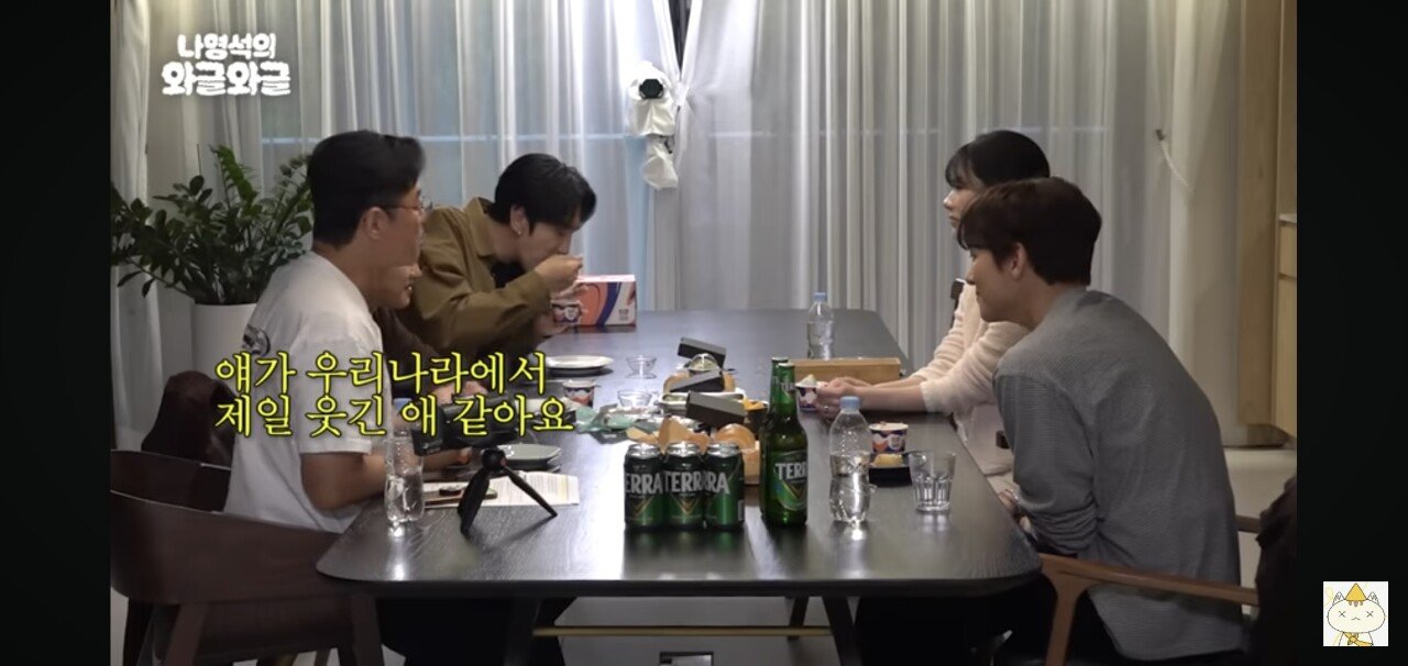 배우지만 우리나라에서 제일 웃긴 사람.jpg