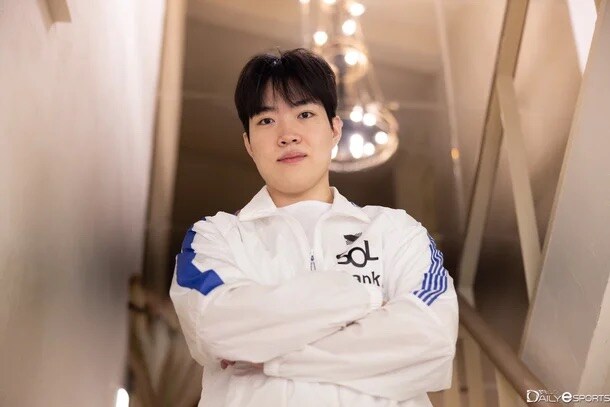 히오스 드디어 나의 시간이 돌아왔다jpg