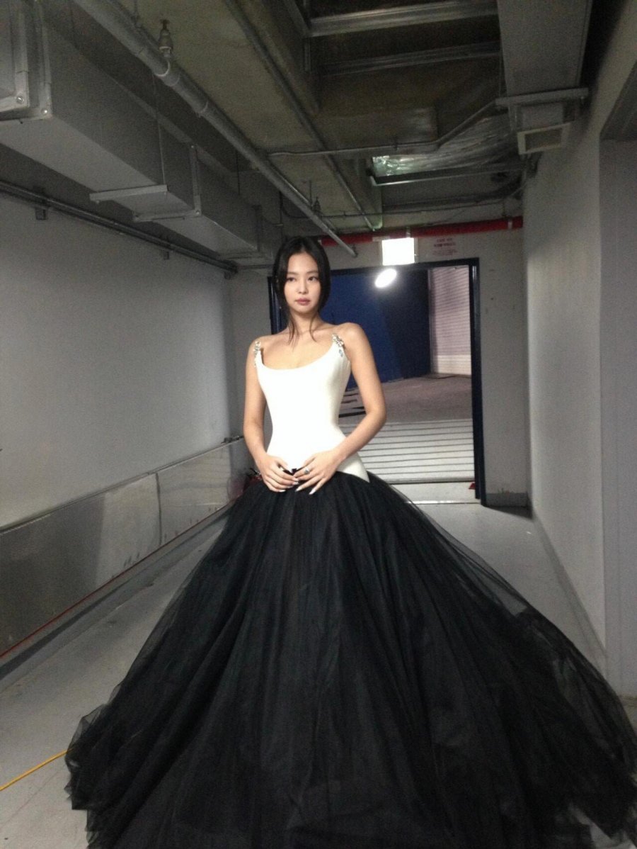 제니 인스타 멜론뮤직어워드 무대 소감