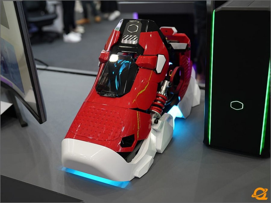 150만원짜리 컴퓨터 케이스 ㄷ..jpg