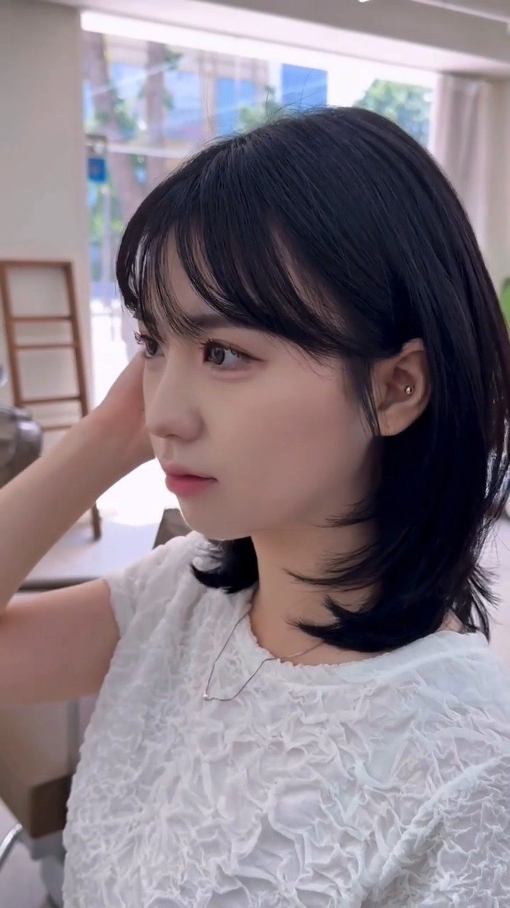 헤어 스타일의 중요성을 보여주는 머리 모양