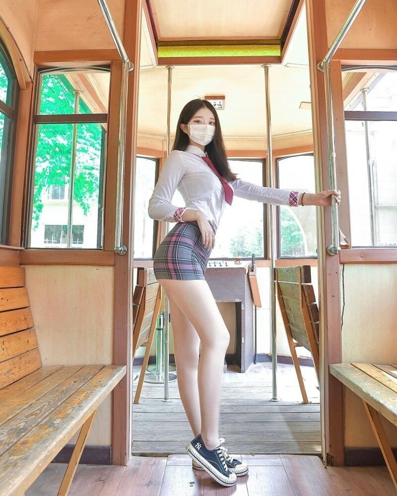 ㅇㅎ) 교복 자랑하는 누나들