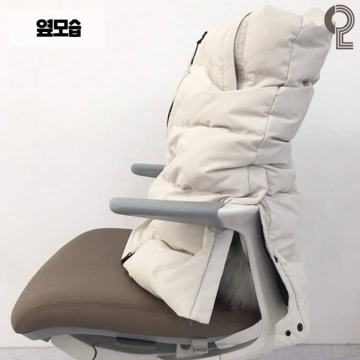 롱 패딩 의자에 거는 법