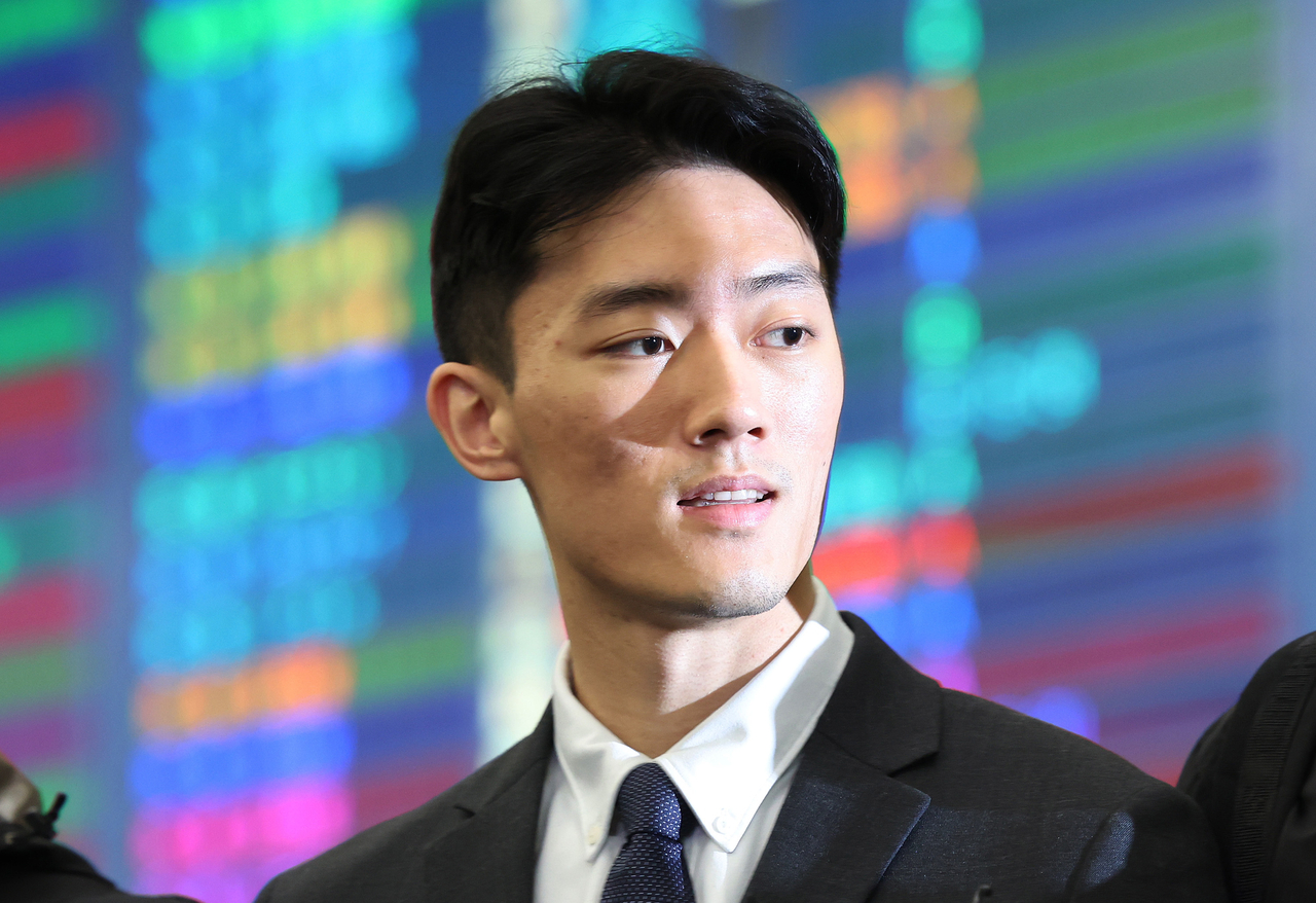 ‘전두환 손자’ 전우원, ‘웹툰’에 가족사 폭로