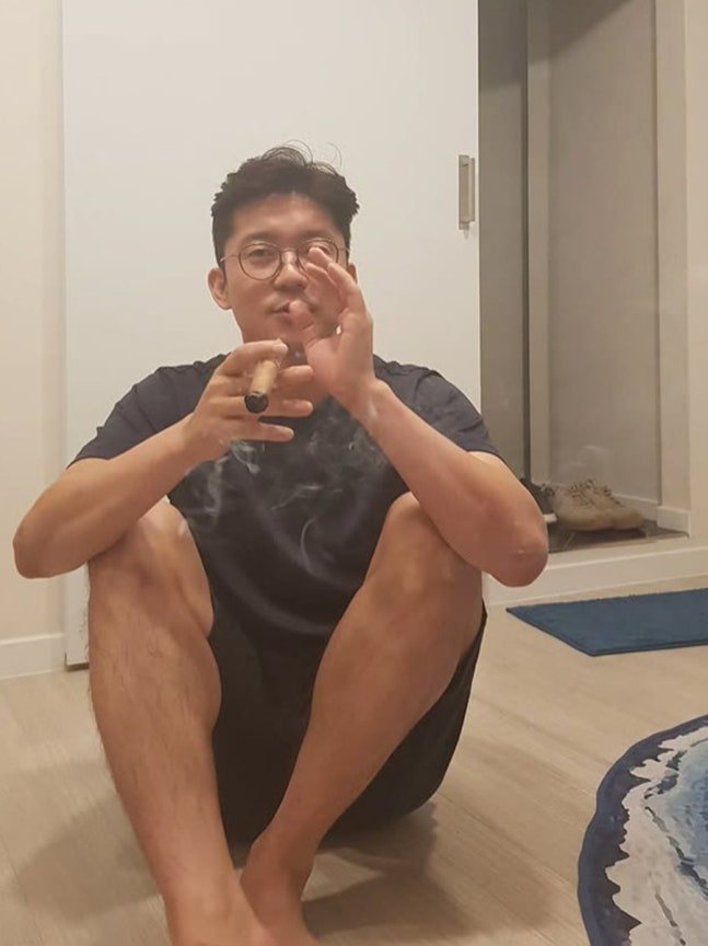 나혼자 산다 김대호, 실내흡연 논란