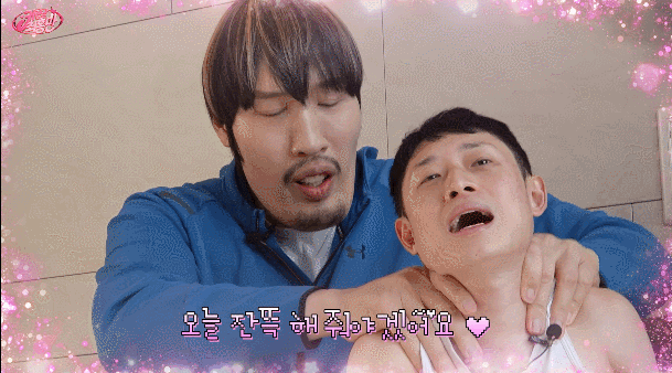 두 눈이 의심되는 158cm 남자와 217cm 최홍만의 차이 ㄷㄷ