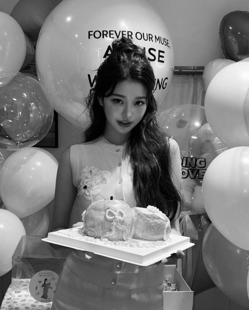 인간복숭아 장원영