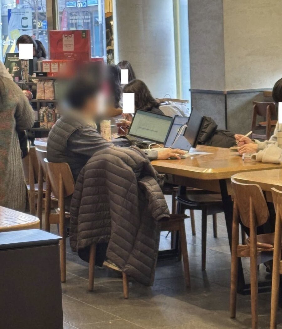 스타벅스 민폐남