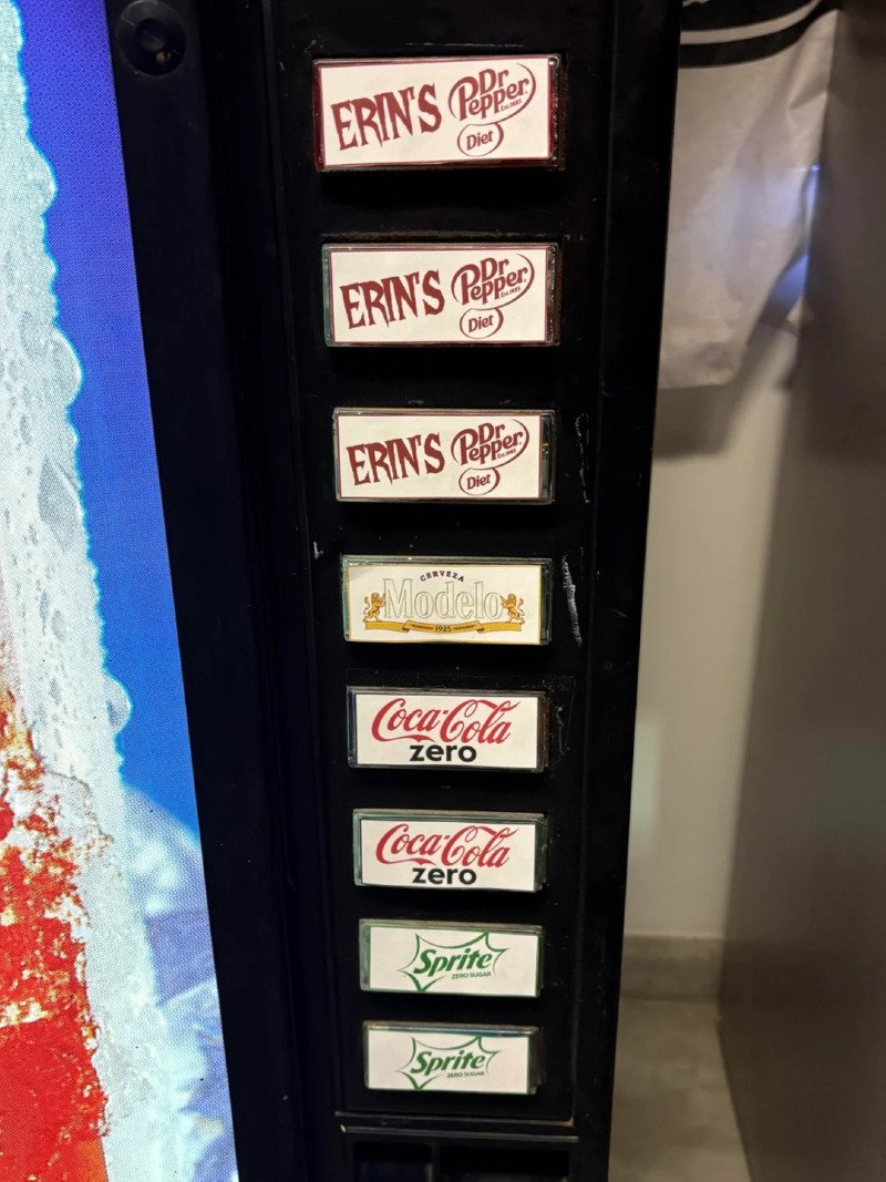 크리스마스 선물로 부인한테 자판기 준 남편