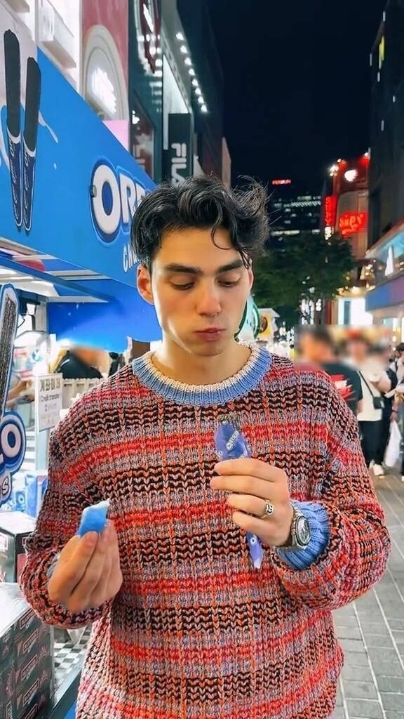 한 독일인이 평가한 한국 길거리 음식.jpg