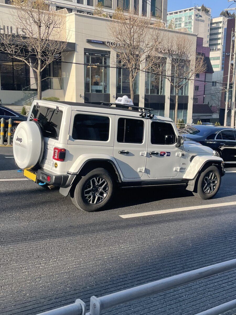 서울 개인 택시 근황.jpg