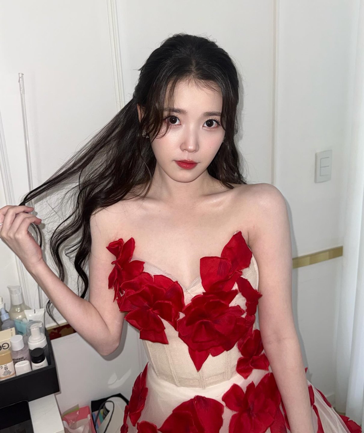 게시판 정화) 30대 섹시 가수겸 배우