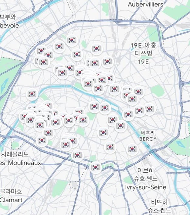 파리에 있다는 한인 운영 한식당 인증 스티커.jpg