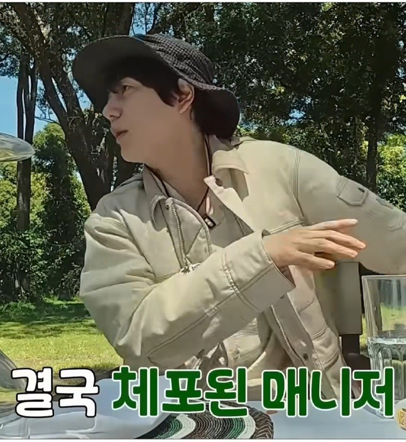 슈퍼주니어 규현이 겪은 가장 이상했던 레전드 매니저.jpg