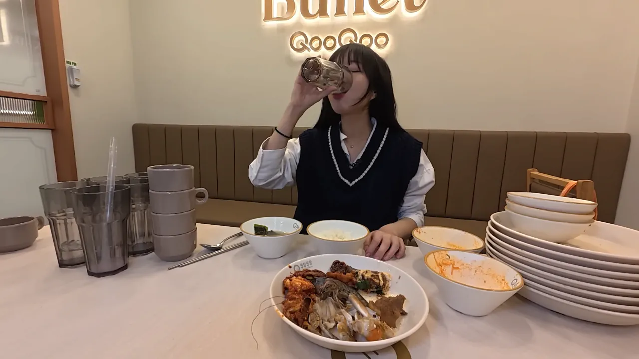 결국 쿠우쿠우 가버린 쯔양 근황 ㄷ