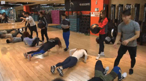 귀여운 거 몇 장 보고들 가쇼.